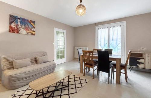 Maison Au Calme à 5min du Futuroscope - Foto 6