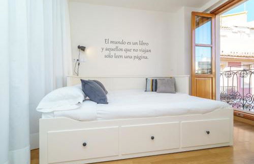 Valencia Home - Photo 66