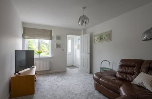 Cosy 3 Bed Near Beaches, Cardiff & Brecon Beacons - Foto 2