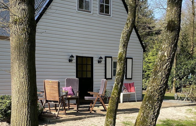 A Detached Bungalow With Outdoor Fireplace, Covered Terrace and Pond in a Forest Plot - Photo 54