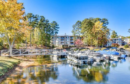 Boat, Golf and Swim Keowee Key Condo with Lake Views - Foto 2