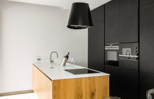 Seafront Villa Nafsika - Private Heated infinity Pool - Direct access to the beach - Play area - Foto 15