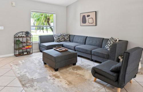 Relaxing 3BR Heated Pool & Hot Tub Retreat - Foto 21