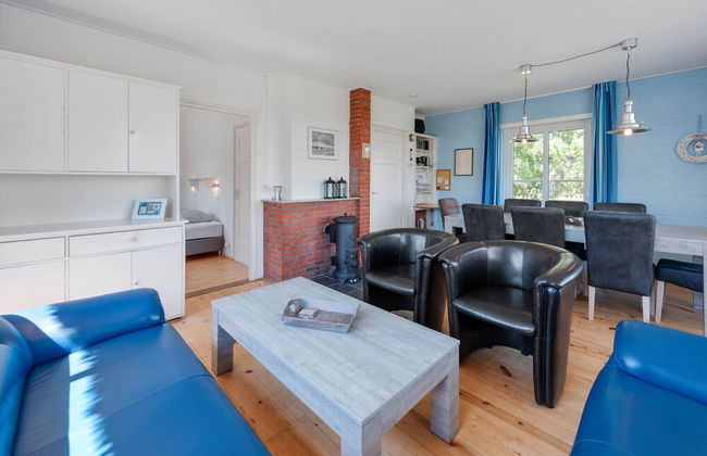 Beautiful Dune Villa With Thatched Roof on Ameland, 800 Meters From the Beach - Foto 23