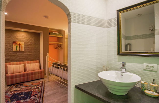 Very Nice Manor House in North African Atmosphere - Photo 23