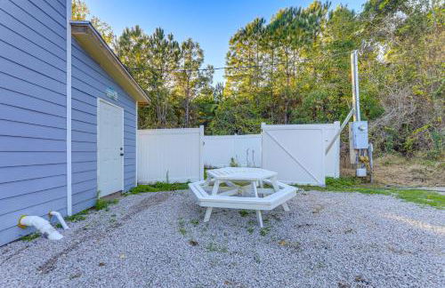 12 Mi to Beach! Cozy Cove with Patio in Newport - Foto 24