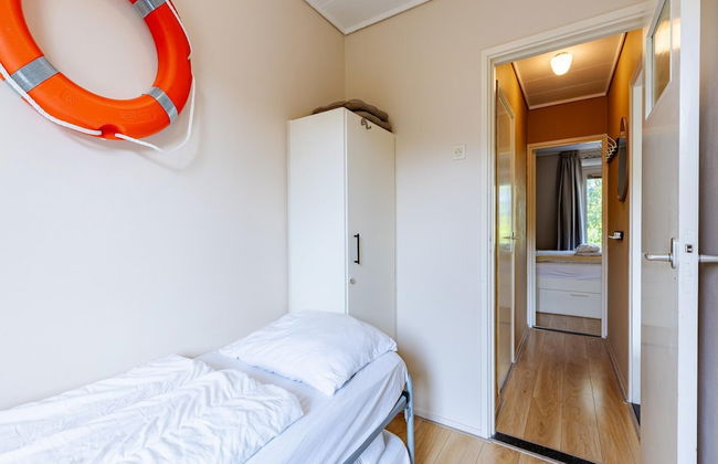 Attractive Apartment Near Vlissingen Beach - Photo 14