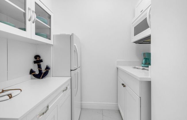 Gorgeous Lake Worth Beach House 4 Bedroom Home by RedAwning - Foto 24