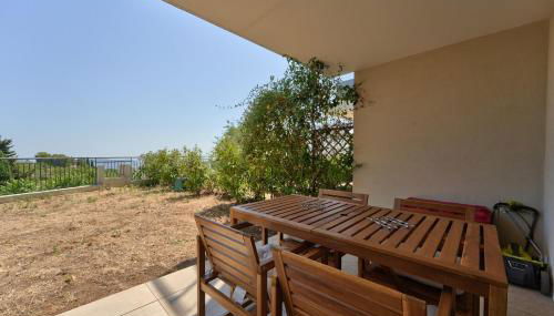 Lovely 1BR with garden, private parking & Sea View - Foto 2