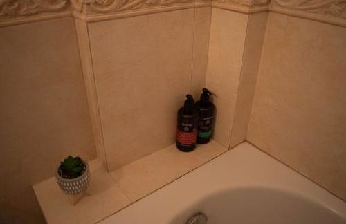 Blue and White - Foto 28