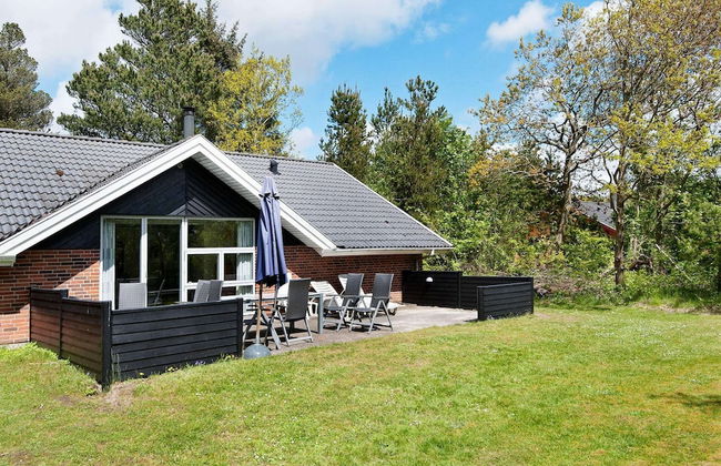 10 Person Holiday Home in Henne - Foto 25