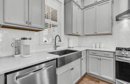 Stunning 5-Bedroom Coastal Retreat in Hanahan - Foto 18