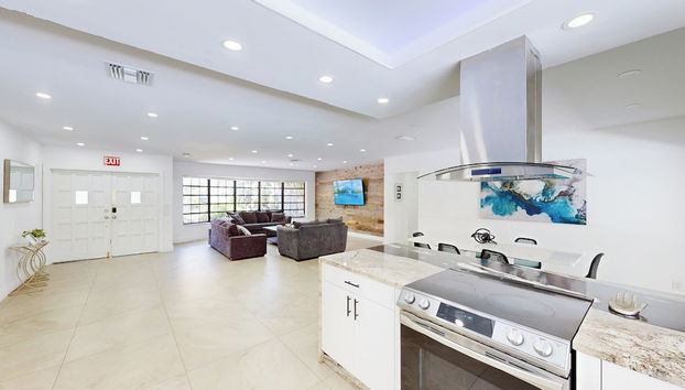 Villa Shapira 6BR Designer Home w Pool - Foto 2, Entrada interior