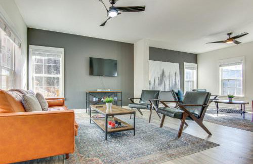 Family Holiday Retreat! Mtn-View Blue Ridge Home - Foto 8