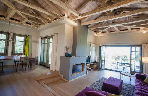 Beachfront Villa Fos, Afissos,Pelion. - Foto 1