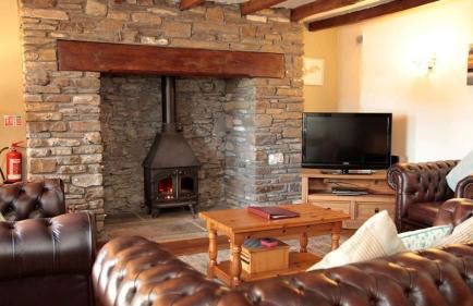 3 Bed Cottage - Parking - Ideal for Work Trips - Photo 7