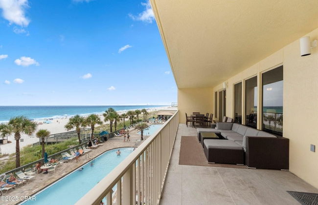 Astonishing Beacfront Condo with 360 sqft Balcony Facing the Ocean - Unit 0302 by RedAwning - Foto 5