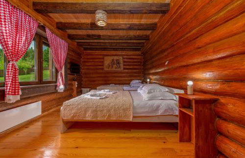 Log Cabin Valley - Private Villa with Pool - Foto 4