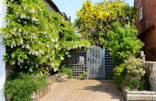 Grove Cottage - Photo 9