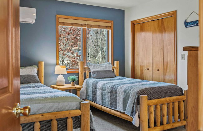 Lake View Chalet by Avantstay Lake Access + Deck - Foto 23