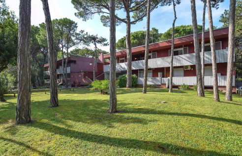 Amazing Apartment In Lignano Sabbiadoro - Foto 11
