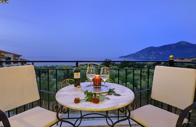 Byzantinon Hotel - Photo 19