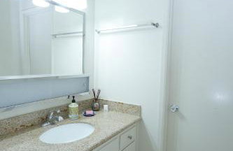 Peaceful Family Friendly 2BR 2BA Entire Apt Unit in Belmont Hill - Foto 33