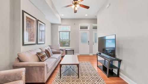 Entire building in The Grove Perfect for Groups - Foto 4