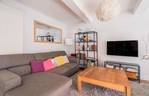 Apt T5 rénové avec bureau jardin et parking en centre ville - Foto 10