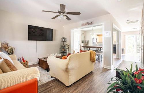 Modern 3Bedroom Duplex with Kitchen, WiFi and Free Parking Kannapolis - Photo 3