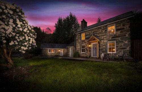 Luxurious Riverside Cottage in Snowdonia National Park - Foto 23