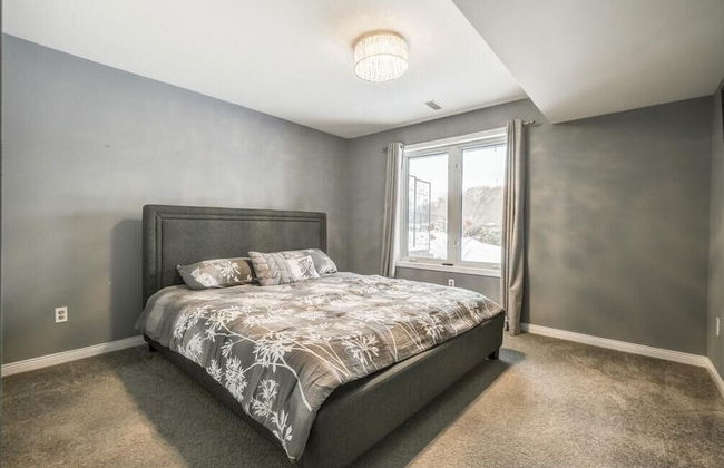 Cottage By The River - Photo 2