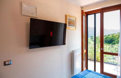Italian vacation Homes - Iseo Lake Vista Retreat - Photo 38