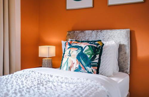 3 Bedroom! 3 Toilets! Contractors and Groups! Free Parking! Driveway! NEW BUILD HOUSE! - Foto 15