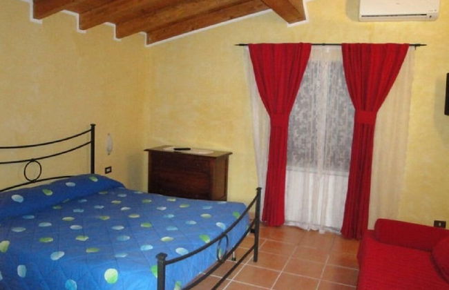 Agriturismo la Valle di Ceri - Photo 4