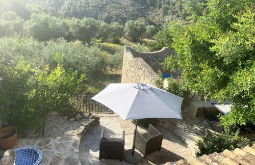 CASA LOLA Naturaleza, Montañas y Piscina Compartida De Pueblo - Foto 3