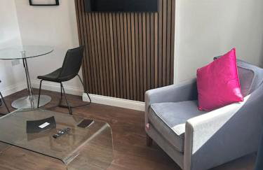 Best rated in Barnsley- apartment sleeps 4 & 5 minute walk to town centre - Foto 11