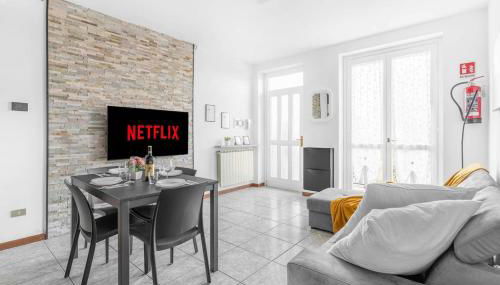 MXP Airport Malpensa - Near Milan - Rho Fiera - Park free, Wi-Fi e Aria Condizionata - Foto 4