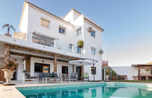 Los Nísperos - Photo 1