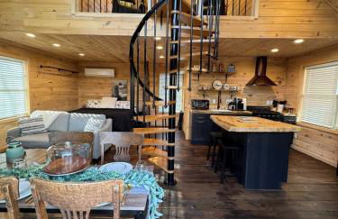 Treehouse Duo Lakefront 2 Private Hot Tubs - Photo 30