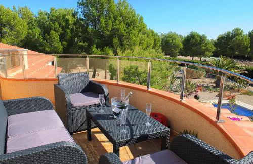 Villa Oasis WITH LARGE PRIVATE SWIMMING POOL - Foto 25