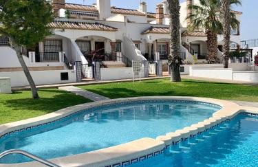 Casa Leone in het hart van Villamartin - Foto 30