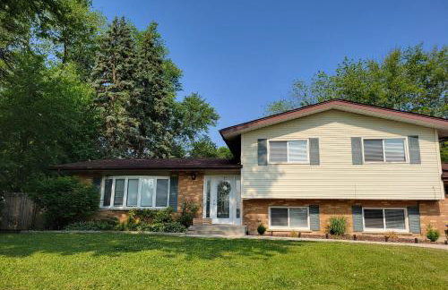 Spacious Home in Chicago Suburbs - Foto 26