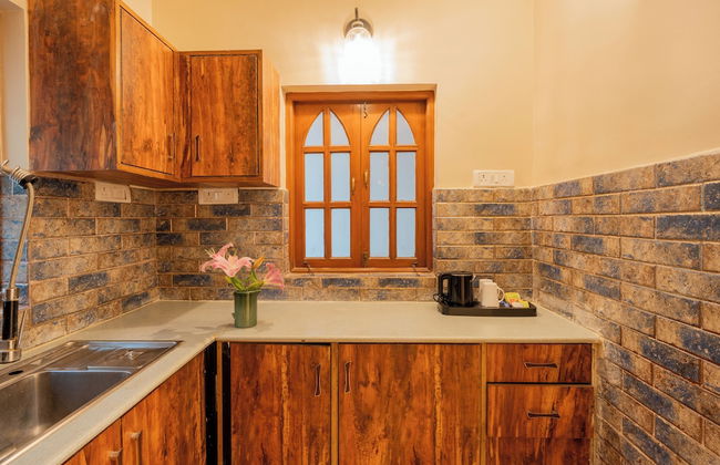 Emperor Ozran by Alaya Stays - Photo 79