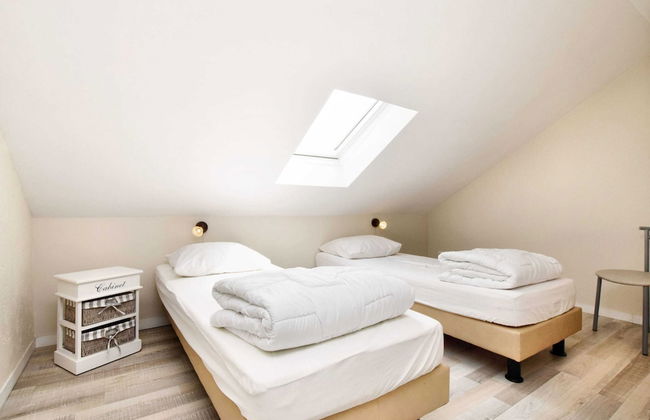 Fine Group House With Sauna Garden - Photo 4