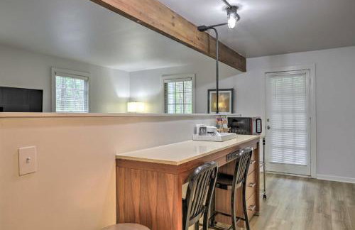 Riverdale Studio about 18 Mi to Downtown Atlanta! - Photo 7