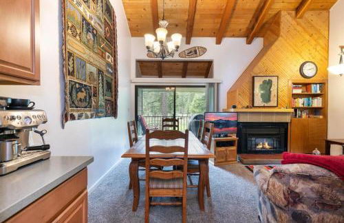 2BR Townhome Walk to Beach or Trails - Foto 9