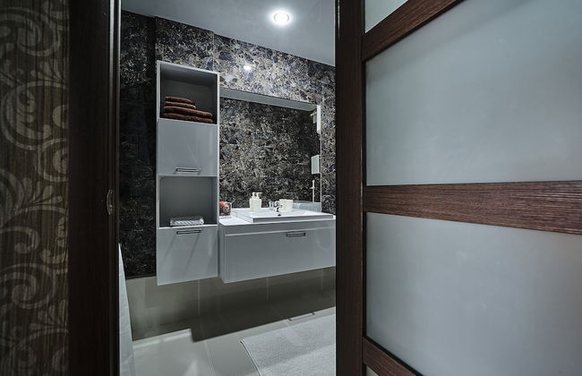 Apartment 9 Nights - Photo 18