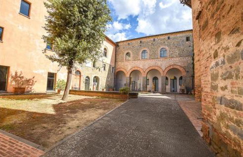 2 Bedroom Beautiful Apartment In Deruta - Foto 31