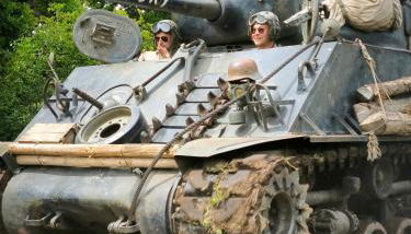 GITE A THEME D-DAY - situé à 15mn d'Omaha Beach - Animaux OK - Terrain clos - Aucuns voisins - WIFI - Foto 5